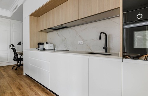 Nueva Espana Apartment | Blueground | Bernabeu, AC & w/d, nr stadium