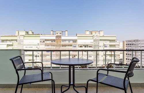 Alvalade Apartment | Blueground | Campo Grande, balcony, nr Jardim Zoológico