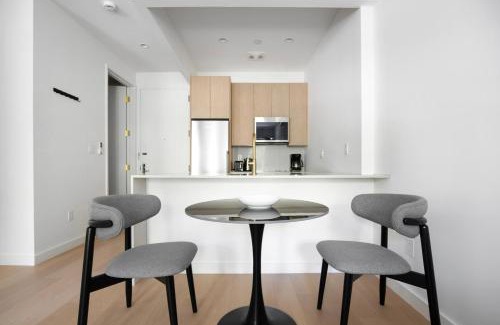 Greenpoint Apartment | Blueground Greenpoint view nr McGolrick Park NYC-2071