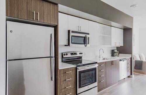 Overlake Apartment | Blueground | Redmond, bbq & w/d, nr park