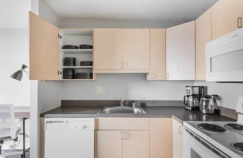 South Loop Apartment | Blueground | South Loop, rooftop & gym, nr parks