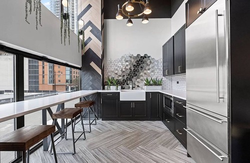 South Loop Apartment | Blueground | South Loop, rooftop & gym, nr parks