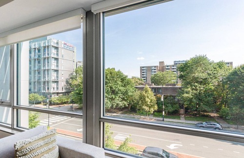 Capitol Hill Apartment | Blueground | Southwest Waterfront, view, nr Tidal Basin
