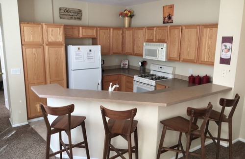 Southern Crossing House | Bluffs neighborhood, an 8 minute walk down to the Old Mill & River