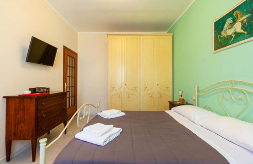 Arenella Apartment | Blundo Family Apartment by Wonderful Italy