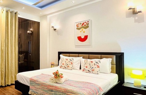 Greater Kailash Apartment | BluO Modern 1BHK - M Block Greater Kailash