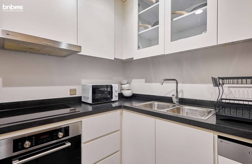 Al Olaya District Apartment | bnbme | Chic 1BR Apartment w/Outdoor Pool Access