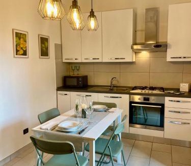 Sesto Calende Apartment | Bnbook Blue River -2 bedrooms and private parking