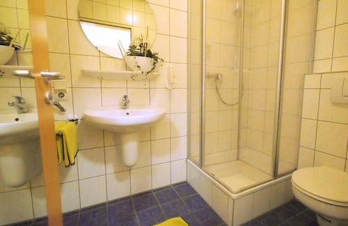 Guels Hotel | Boardinghouse Hähn