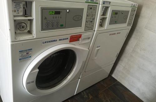 Cadiz Boat Rental | Boat-Apartamento flotante Cádiz. La Juanita Arroyo