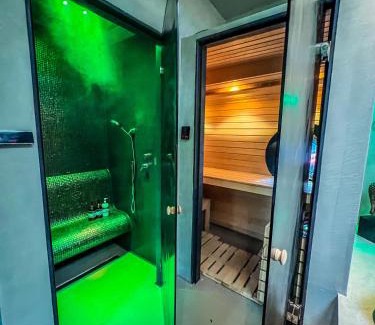 Eastern Docklands House | Boat & Boost Amsterdam