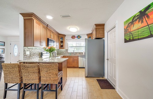 Homosassa House | Boat Dock & Kayaks: Canalfront Home in Homosassa