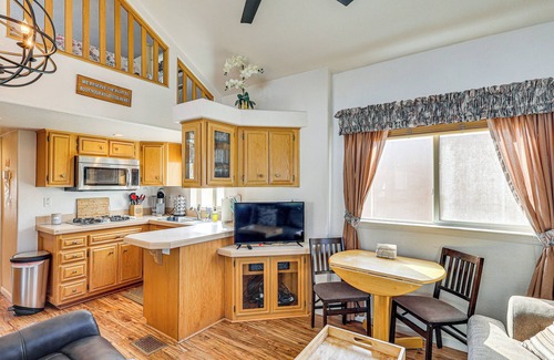 Lake Havasu City Cabin | Boat Launch + Mountain Views: Lake Havasu Cabin