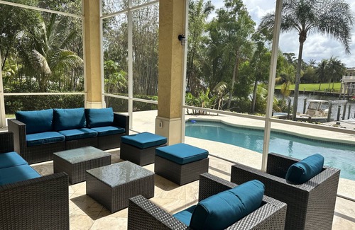 Stuart House | Boaters Paradise, Quiet Neighborhood, Monthly Rental Available for Dec-Feb