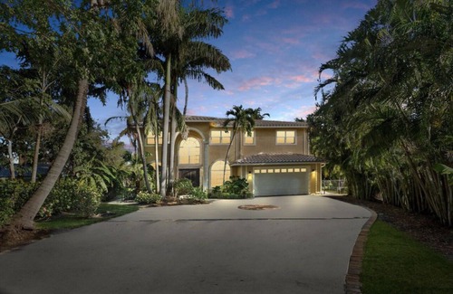Stuart House | Boaters Paradise, Quiet Neighborhood, Monthly Rental Available for Dec-Feb