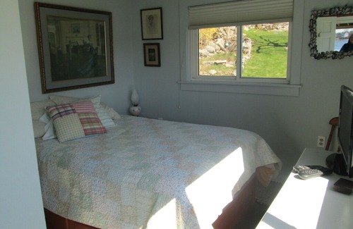 Gloucester Cabin | Boathouse on the Water; World-Class Sunsets