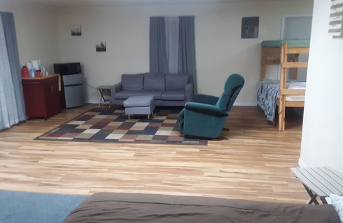 Board Camp Cottage | Bobcat Cottage - Closest Campground to Wolf Pen Gap's North Trailhead