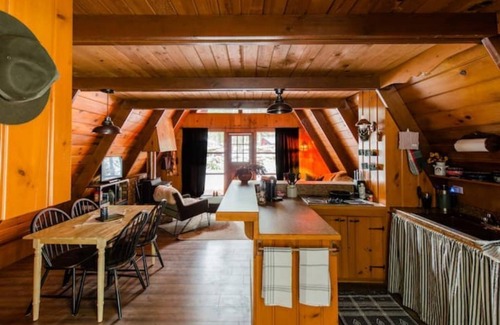 Ashford House | Bobo's Bungalow at Mt. Rainier