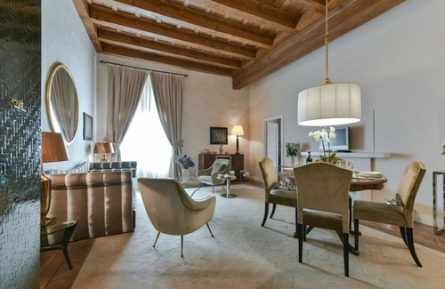 Santo Spirito Apartment | Boccaccio elegant apartment in Oltrarno