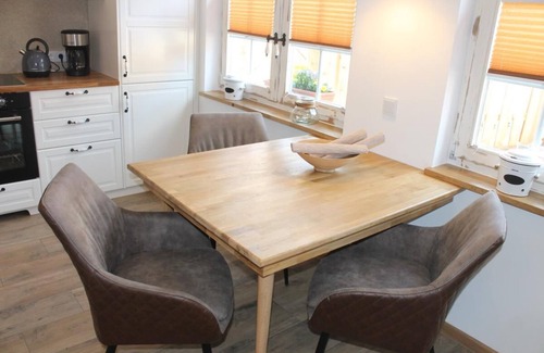Born auf dem Darss House | Boddenkahn - cozy terrace, carpot, table tennis, WLAN