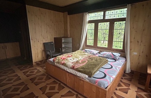 Vashist Bed & Breakfast | Bodh Niwas -A Unit of The Nest Community