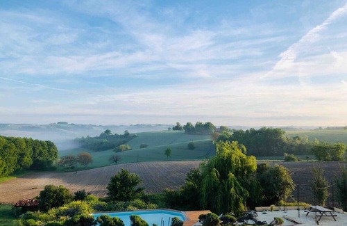 Bouteilles-Saint-Sebastien House | Bohemian house with 360 views , sunset balcony