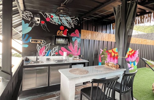 Pinales Hotel | BOHO by THE VIEW LUXE HOTEL