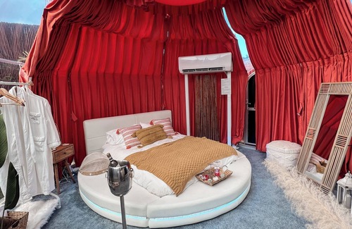 Pinales Hotel | BOHO by THE VIEW LUXE HOTEL