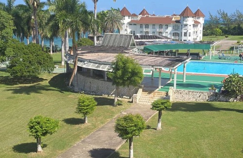 St.Bran's Burg Apartment | Boho-Chic Loft with Sea Views in Montego Bay
