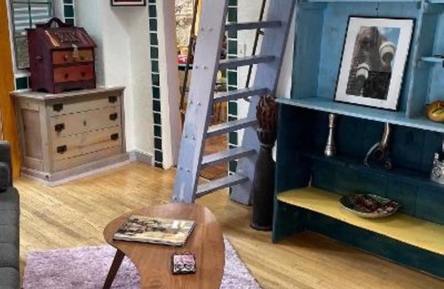 Bisbee Cabin | Boho hip bungalow in Old Bisbee