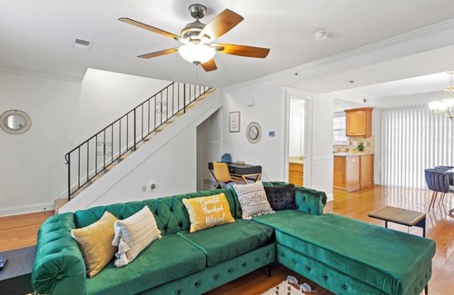 Smyrna House | Boho Lux Theme 3BR 3.5BA Near Truist Park