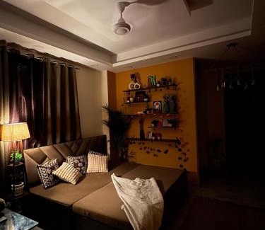 Sainik Farm Apartment | Boho Vibes Spacious Private Cozy space in Delhi