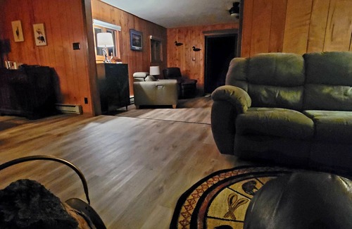 Park Falls Cabin | Bolo's Landing on Muskie Lake