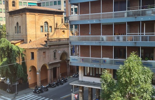 Historic Center Apartment | Bologna VIBES - 6 six rooms with private bathrooms