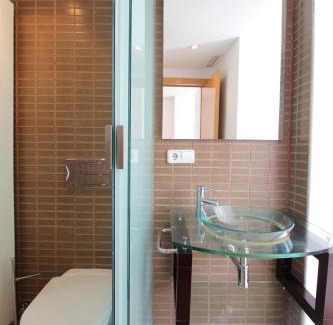 La Seu Apartment | Bonito ático dúplex cerca de las Torres de Serrano