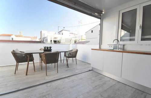 La Seu Apartment | Bonito ático dúplex cerca de las Torres de Serrano