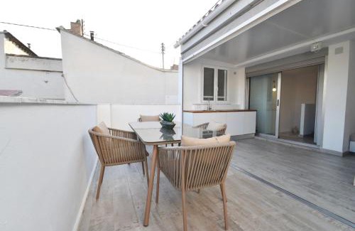 La Seu Apartment | Bonito ático dúplex cerca de las Torres de Serrano