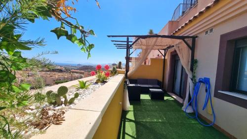 Los Geraeos Apartment | Bonito apartamento con terraza, piscina y vistas - by Aloha Palma