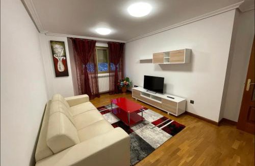 Najera Apartment | Bonito piso con aparcamiento a pie de la calle .