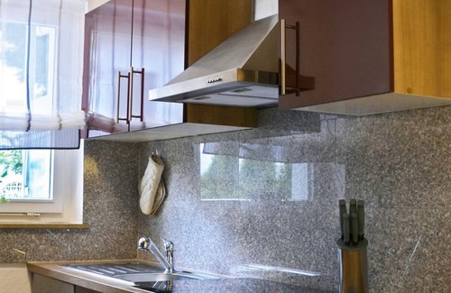 Bad Pyrmont Apartment | Bonsai-Apartment II - Apartment II, shower, toilet (bookable)