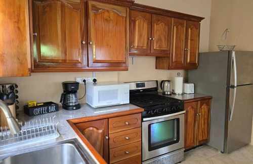 Soufriere Villa | Bonvue Soufriere, town center, 2BR Spacious, Wi-Fi