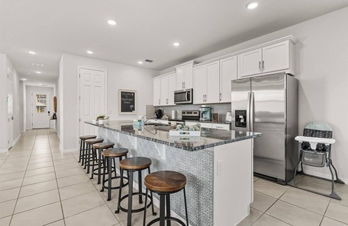 Four Corners House | Book Now and Enjoy Incredible Opening Saving rewards like bonus nights, VIP gifts, and more!
