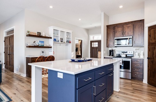 McGregor Cabin | Book your fall and winter getaway!