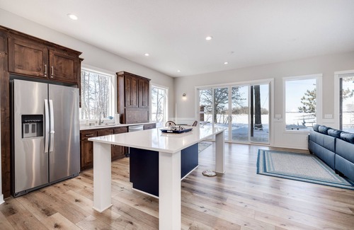 McGregor Cabin | Book your fall and winter getaway!