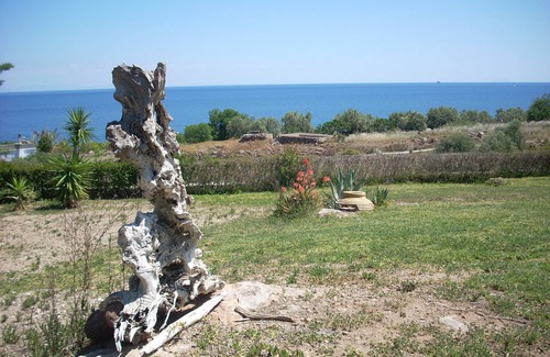 Agios Georgios House | Book your Relaxing Experience Now !