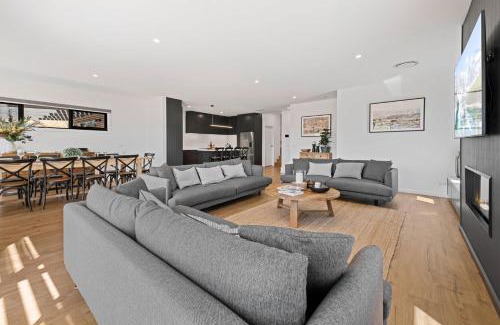 East Jindabyne House | Boorolong