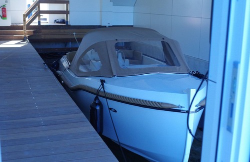 Harderwijk House | BOOTHUYS86 - Luxury Boathouse, wake up in peace in the heart of the city!