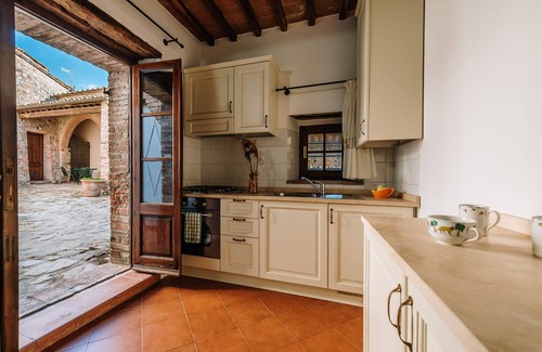 Villa A Sesta Apartment | Borgo 3