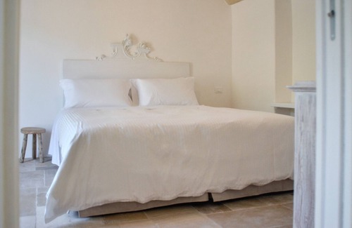 Cisternino Bed & Breakfast | Borgo S.Clara by Wonderful Italy - Suite Carmelina