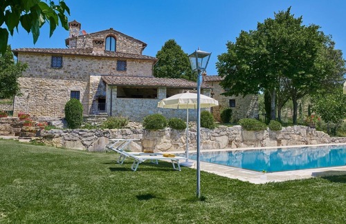 Gaiole in Chianti Villa | Borratella, Gaiole in Chianti, Siena and Chianti